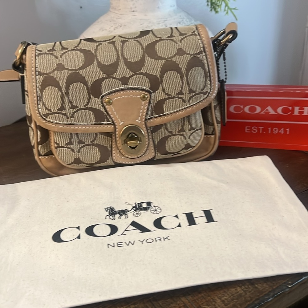 Coach Signature Canvas/Leather Cricket Turnlock Crossbody Bag - Picture 15 of 16